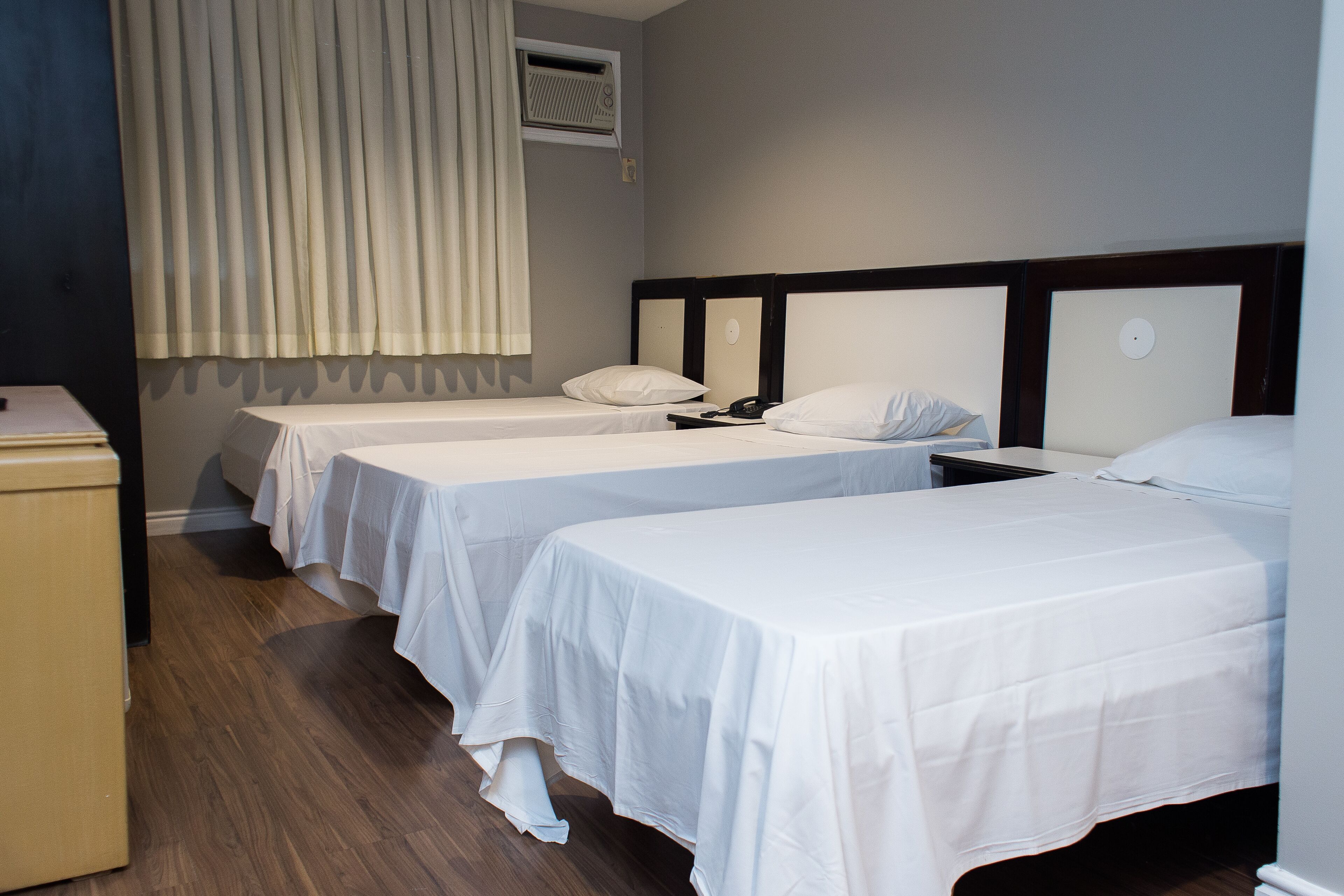 Foto - Master Express Alberto Bins - 200 metros do Hospital Santa Casa