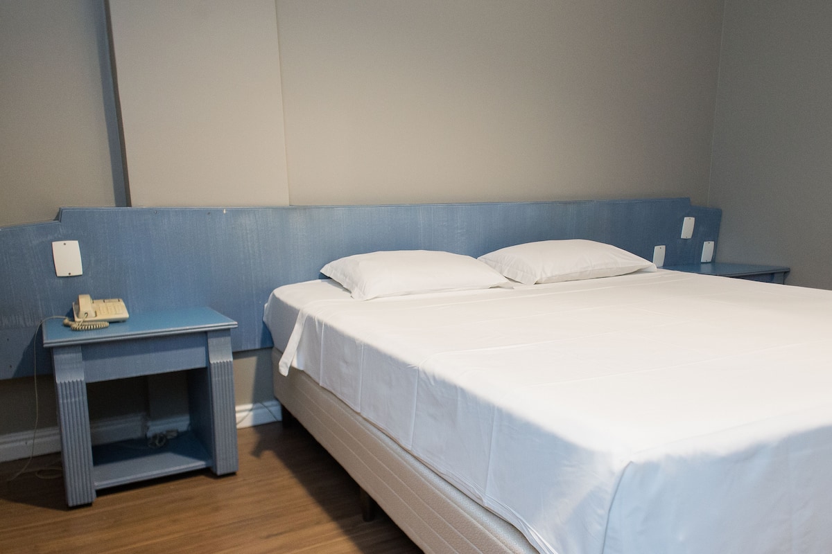 Classic Double Room, 1 Double Bed | Desk, WiFi (free), bed sheets