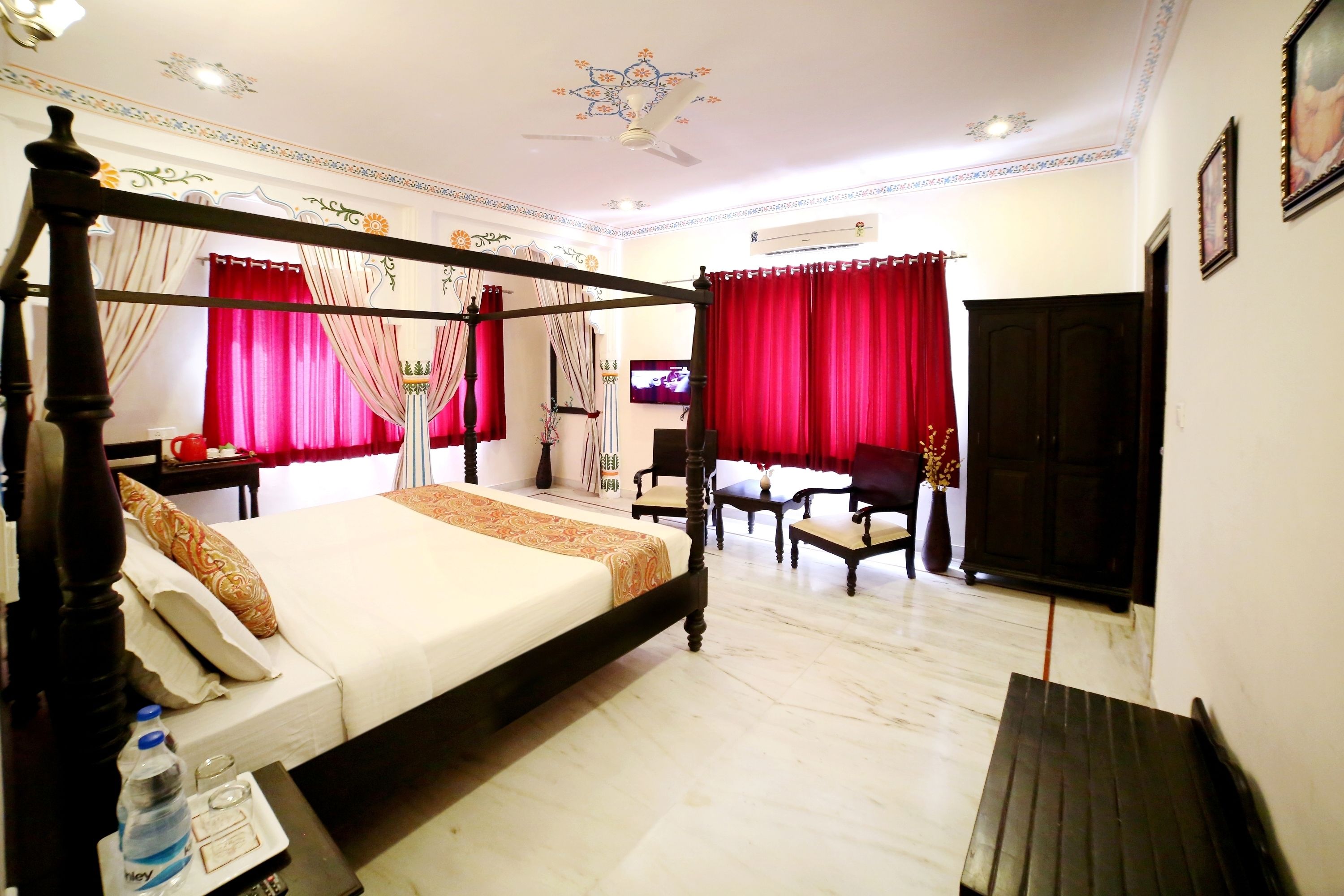Foto - Hotel Royal Pratap Niwas