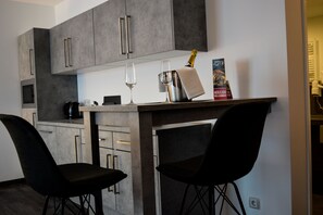 Apartamento, 1 habitación, cocina básica | Cocina básica privada | Frigorífico y productos de limpieza ecológicos