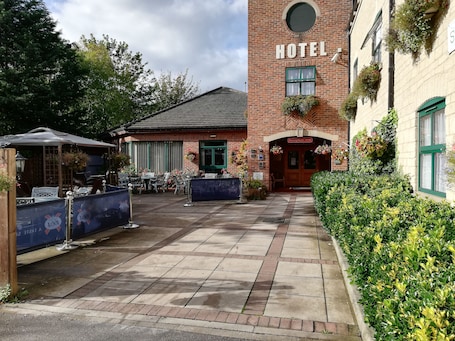 Property grounds. The Corn Mill Lodge Hotel