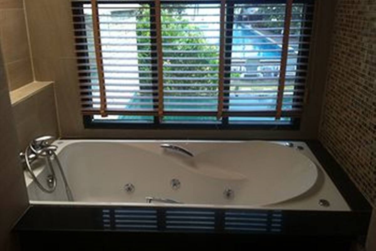 luxury pool villa | bathroom | shower, free toiletries, hair dryer, bidet