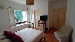 Unclassified image, 5 of 7, button - Viajero Colonia Hostel (Colonia del Sacramento)