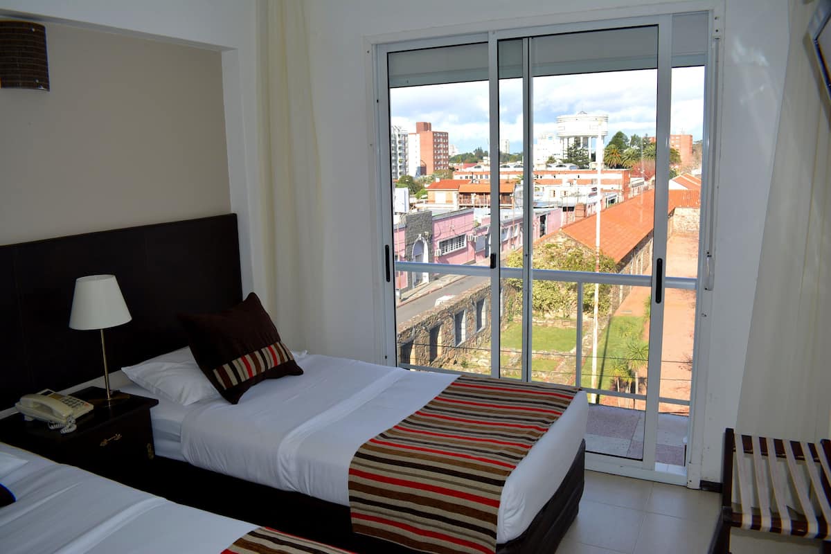 Standard Room, 2 Twin Beds | Minibar, in-room safe, blackout drapes, free cribs/infant beds