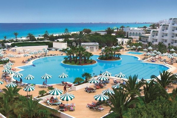 2 indoor pools, 2 outdoor pools, pool umbrellas, sun loungers
