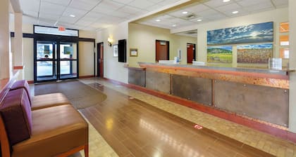 Best Western Golden Prairie Inn & Suites