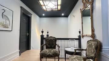 Khu tiếp khách ở sảnh