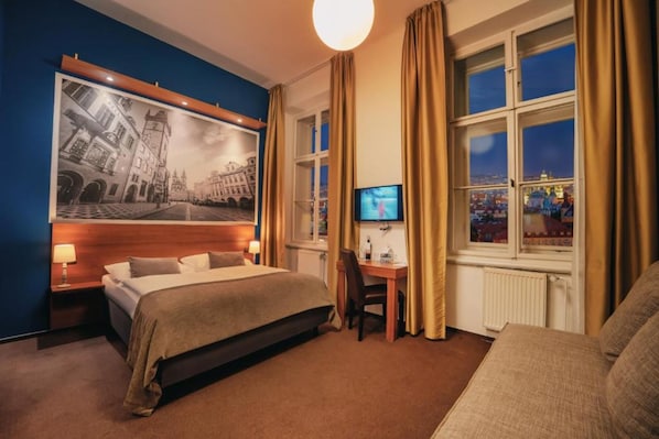 Superior Double or Twin Room | Minibar, in-room safe, desk, laptop workspace - Metropolitan Old Town Hotel - Czech Leading Hotels (Prague)