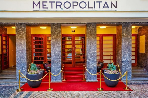 Property entrance - Metropolitan Old Town Hotel - Czech Leading Hotels (Prague)