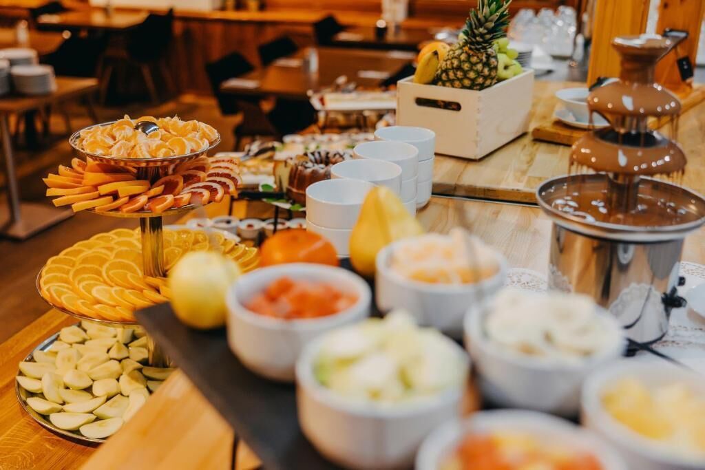 daily buffet breakfast (eur 16 per person)