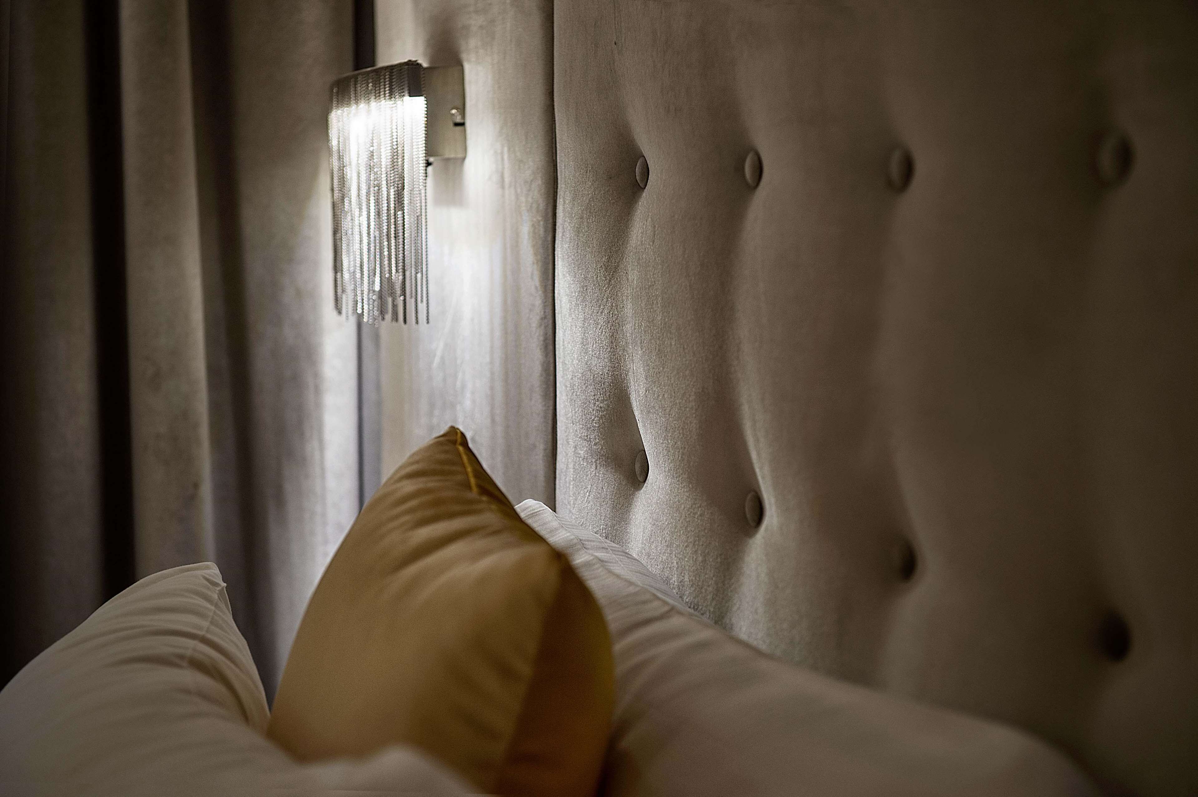 egyptian cotton sheets, premium bedding, down duvets, minibar