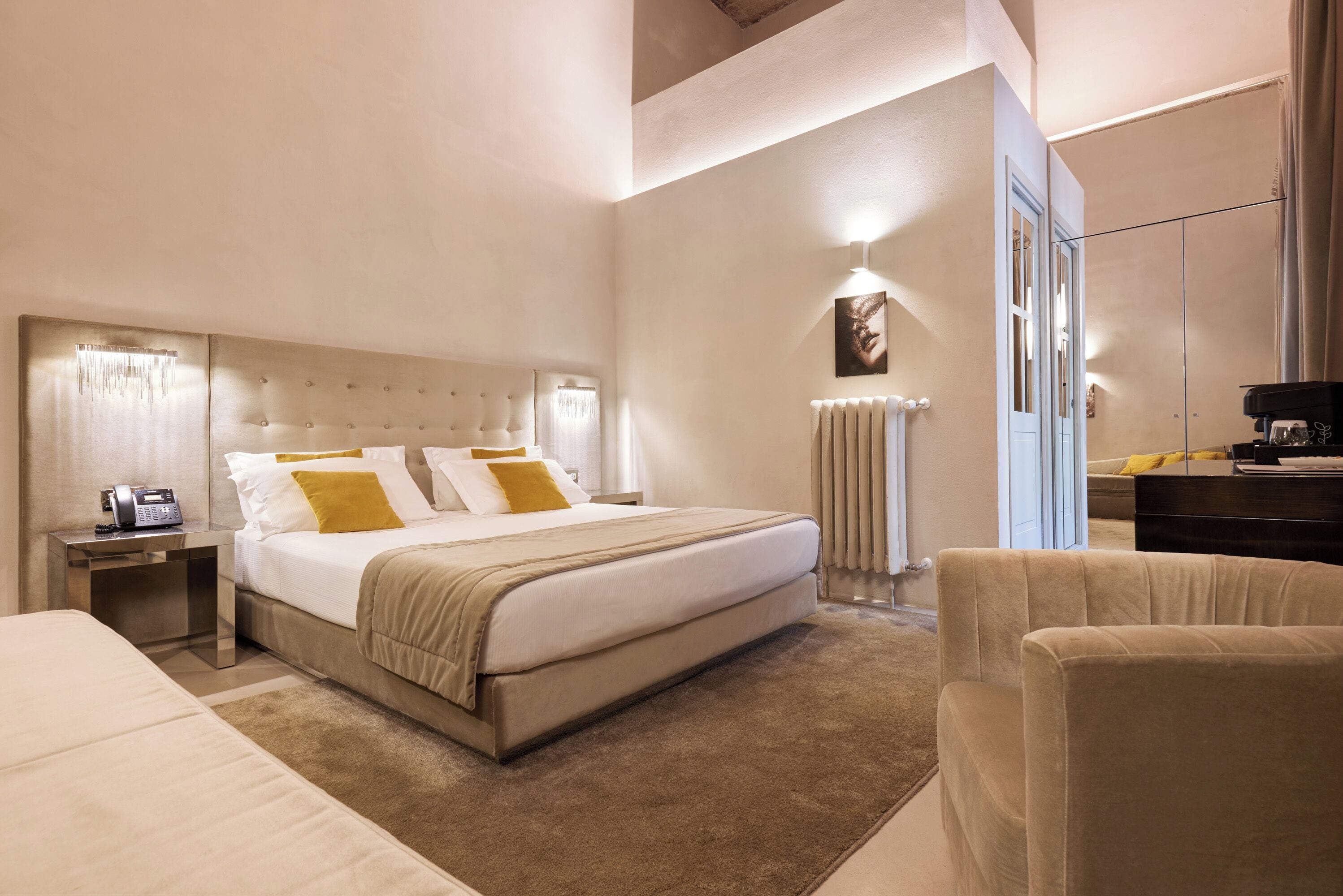 executive room | egyptian cotton sheets, premium bedding, down duvets, minibar