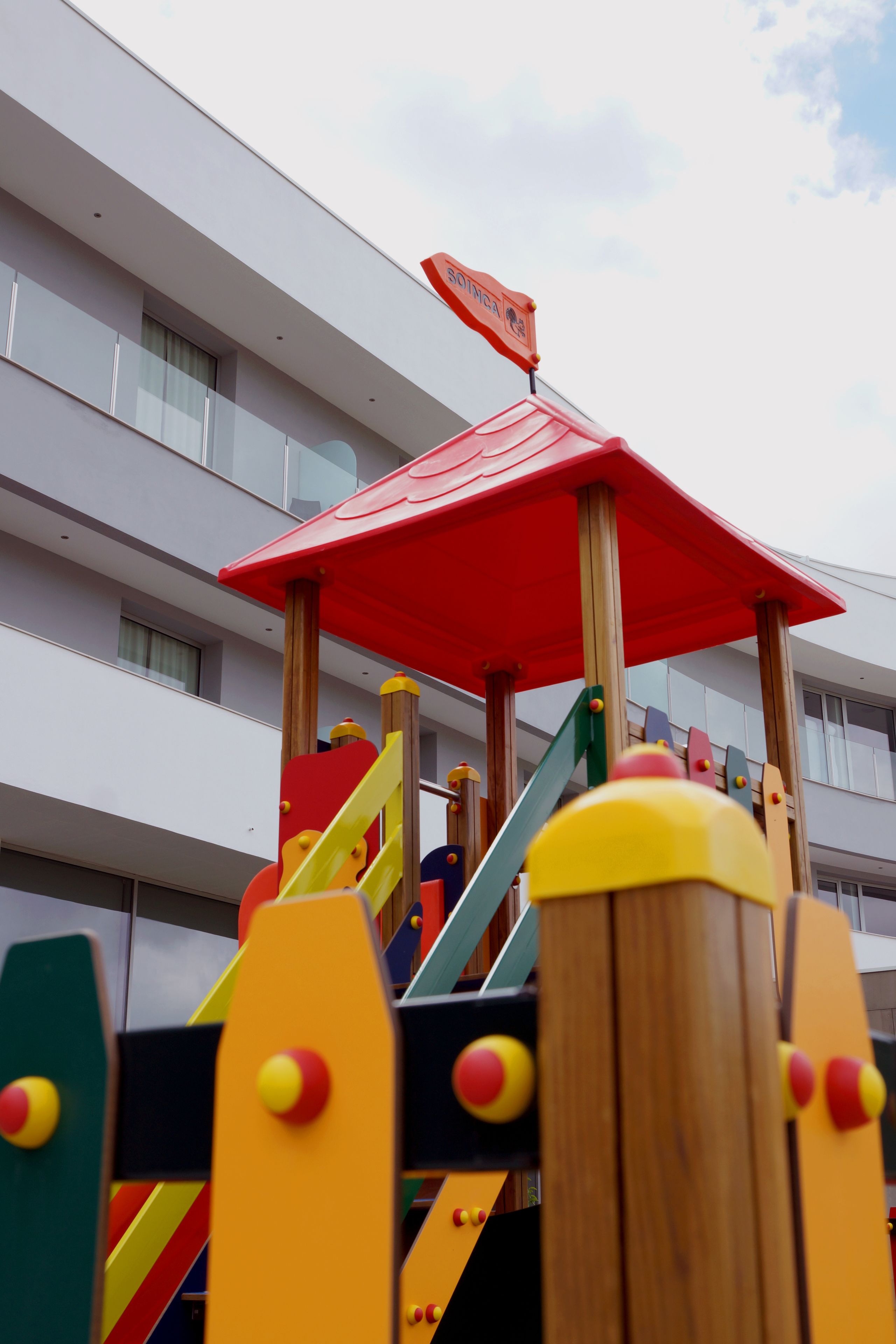 children’s play area – outdoor