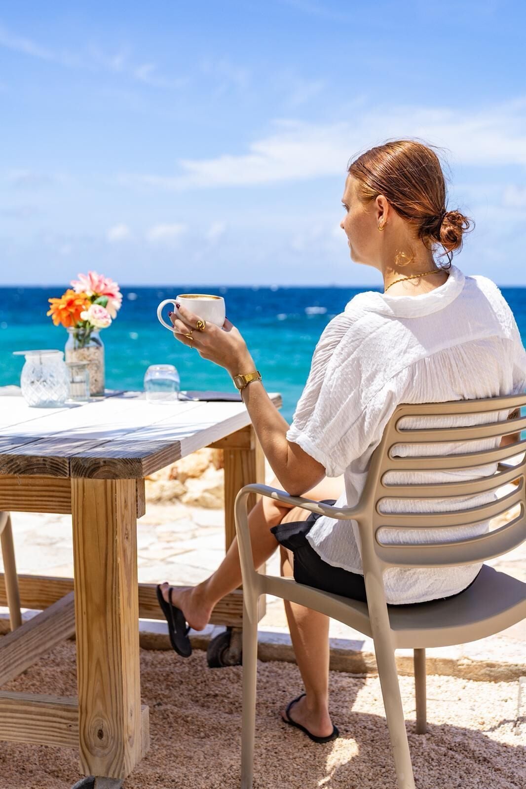 breakfast, lunch, dinner served; fusion cuisine, sea views