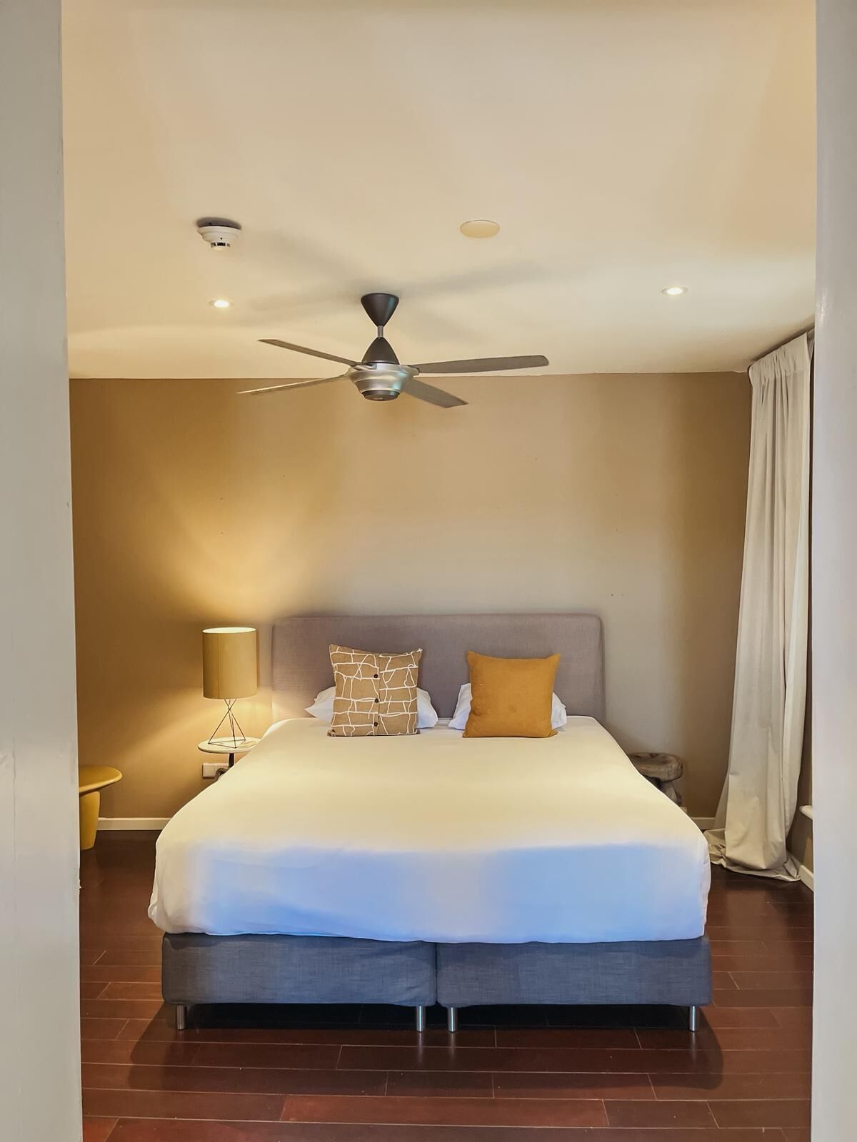 Comfort Apartment, 1 Bedroom, City View | Premium bedding, minibar, in-room safe, individually decorated