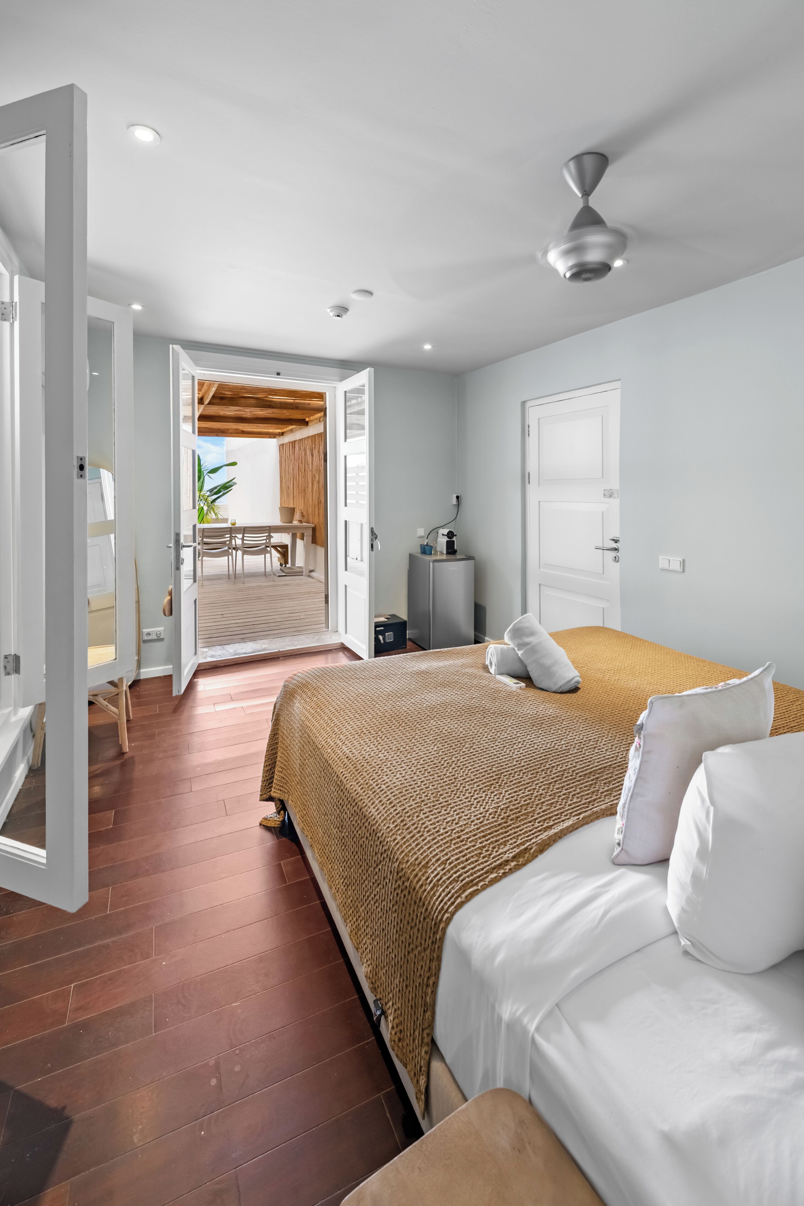 Premium bedding, minibar, in-room safe, blackout curtains