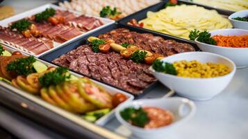 Desayuno buffet incluido todos los días