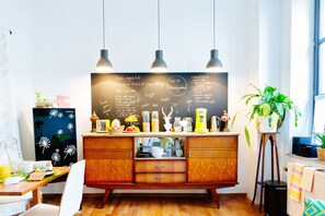 Breakfast area