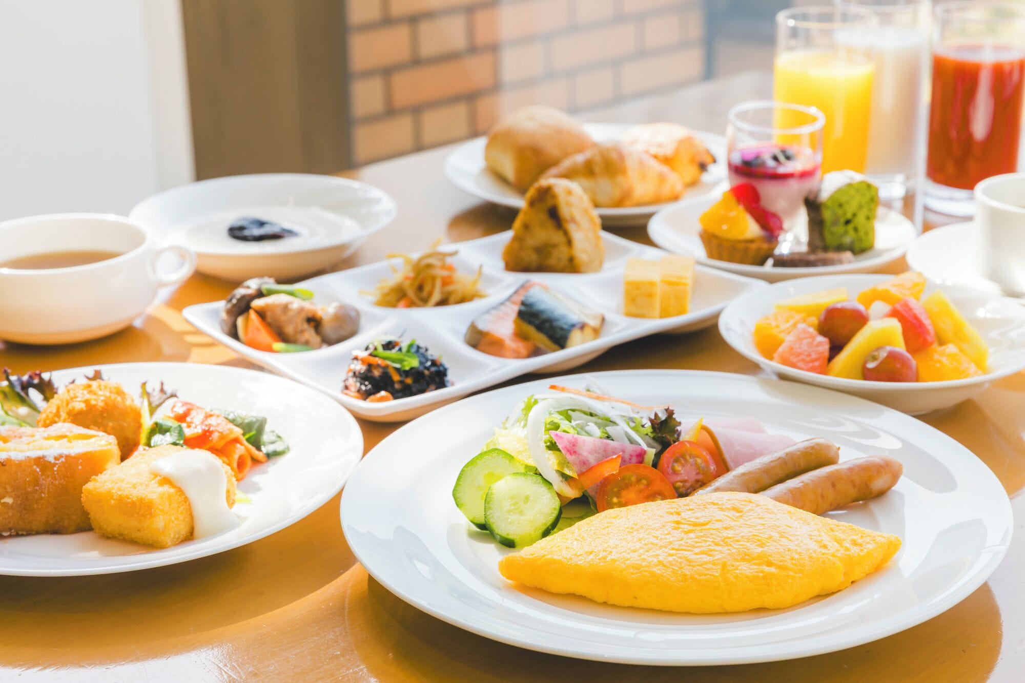 每日供应自助式早餐（每人 JPY 3000）