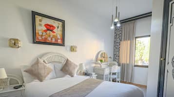 Junior Suite, 1 Double Bed | Free WiFi, bed sheets