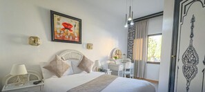 Junior Suite, 1 Double Bed | Free WiFi, bed sheets - Hotel Parador (Chefchaouen)