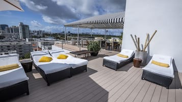 Sun deck