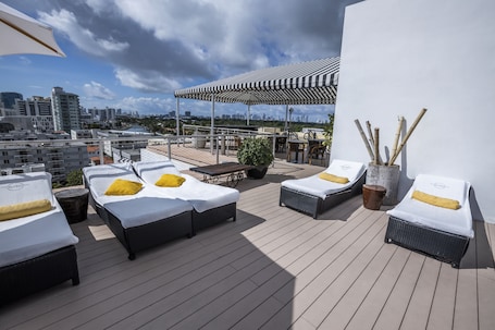 Sundeck