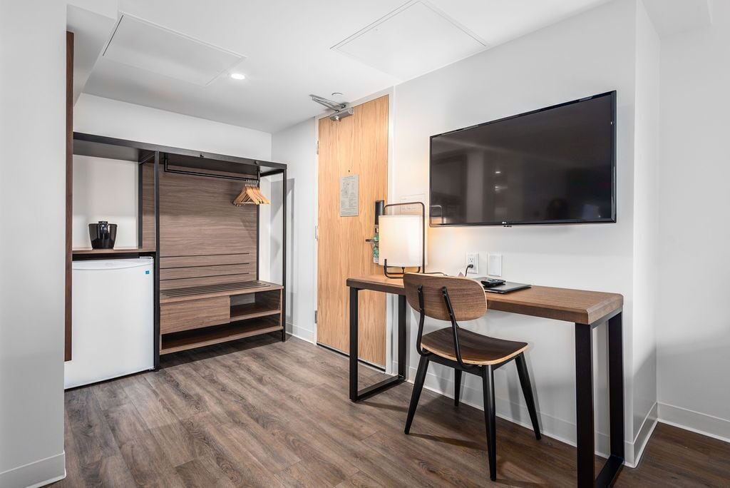 superior room, 1 queen bed, private bathroom | 1 bedroom, in-room safe, desk, laptop workspace