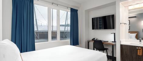 In-room safe, desk, laptop workspace, iron/ironing board