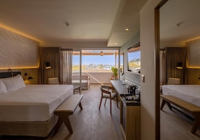 In-room safe, desk, free WiFi, bed sheets