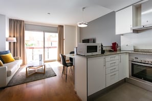 Apartment, 2 Schlafzimmer | Wohnbereich