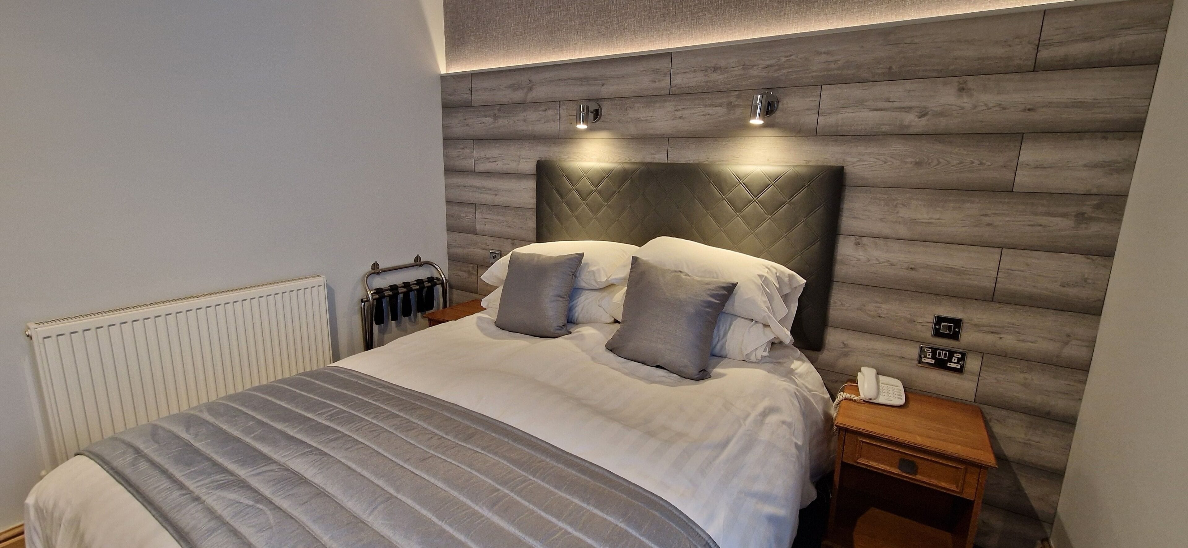 Photo - The Royal Hotel