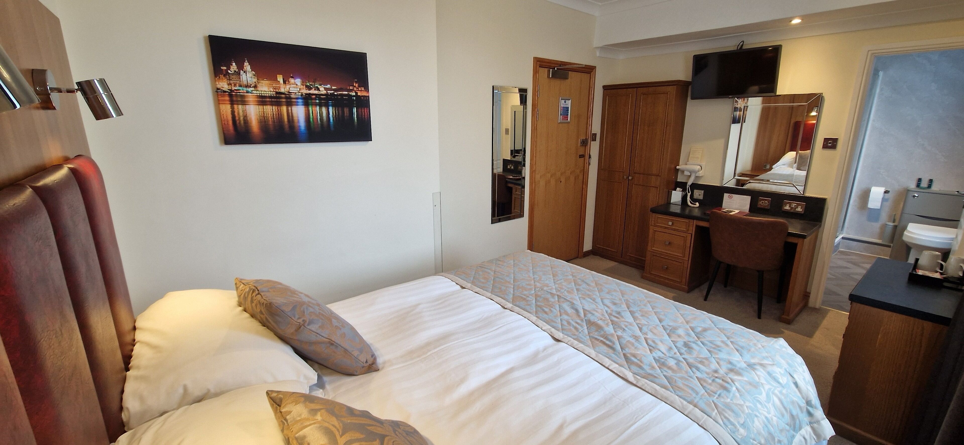 Chambre Double Standard, 1 grand lit