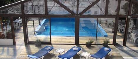 Indoor pool, outdoor pool