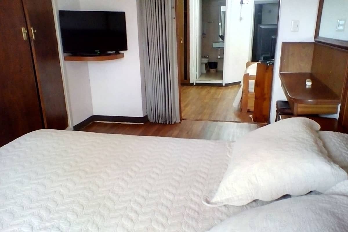 Triple Room | Minibar, in-room safe, rollaway beds, free WiFi