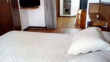 Triple Room | Minibar, in-room safe, rollaway beds, free WiFi