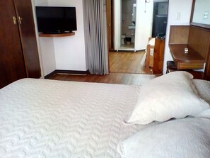Triple Room | Minibar, in-room safe, rollaway beds, free WiFi - Oasis Parque Hotel (Punta del Este)