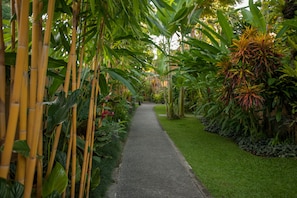 Exterior - Komaneka at Monkey Forest (Ubud)