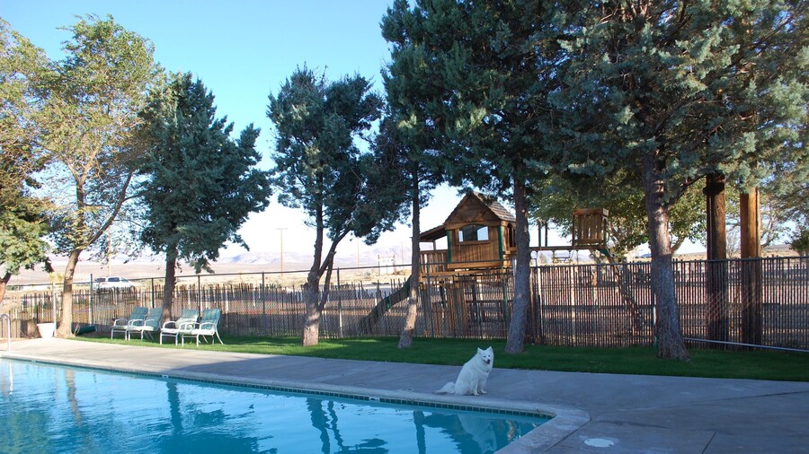 Olancha RV Park & Motel