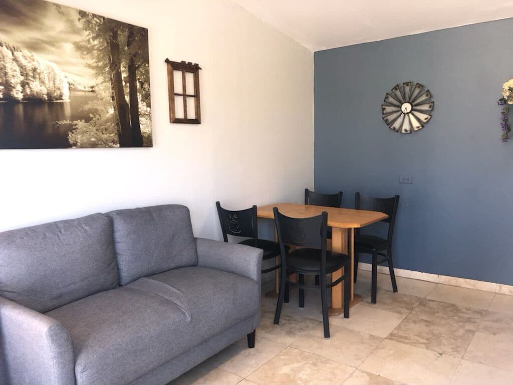 Habitación Deluxe, 1 cama King size | Ropa de cama de alta calidad, wifi gratis y ropa de cama 