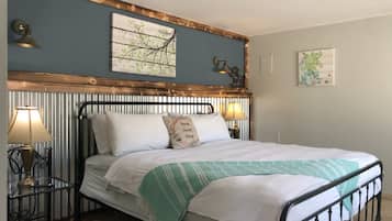 Habitación Deluxe, 1 cama de matrimonio grande | 1 dormitorio, ropa de cama de alta calidad, wifi gratis y ropa de cama