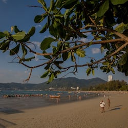 Ubicación a pie de playa, toallas de playa y bar en la playa