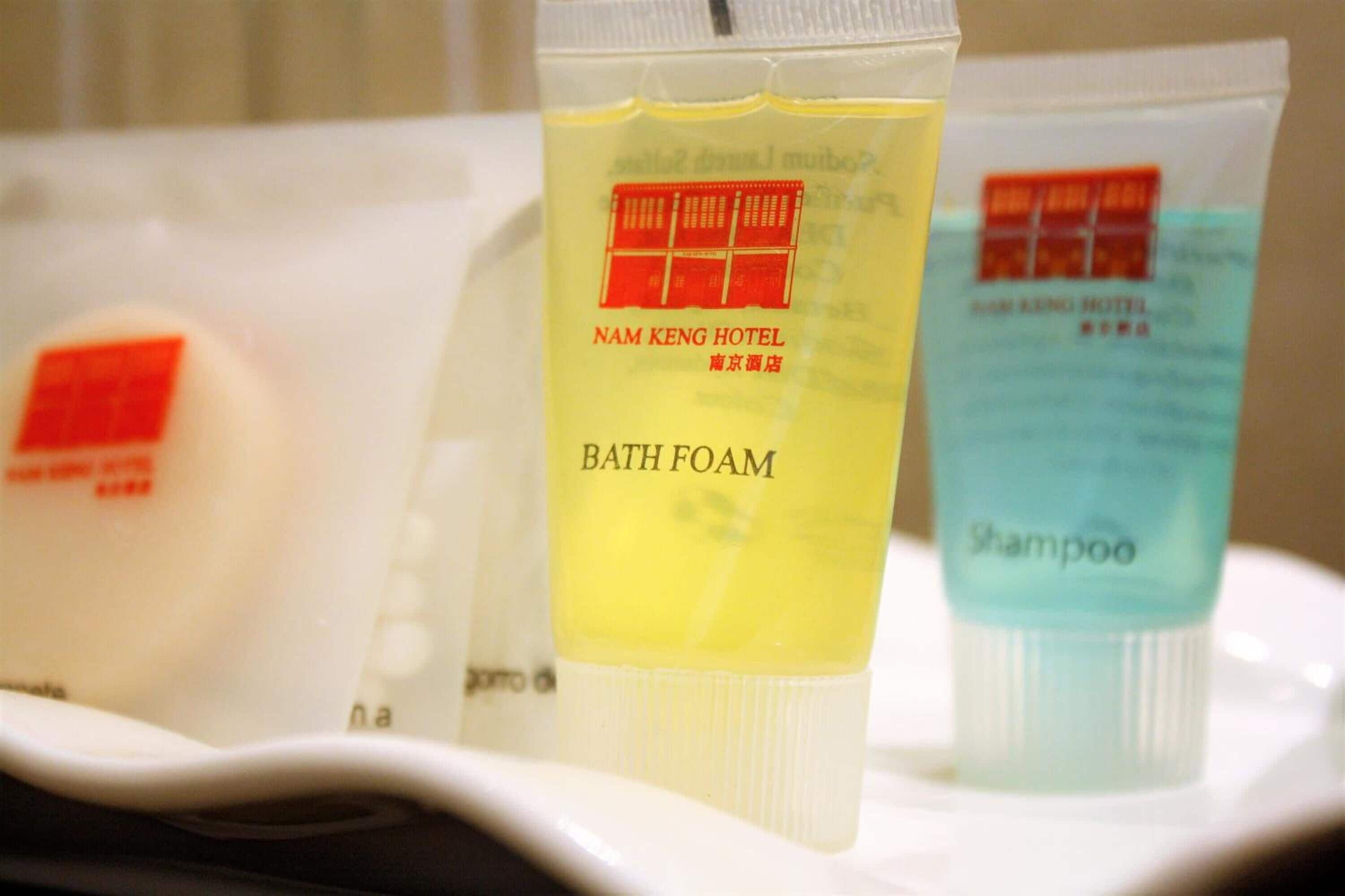 shower, rainfall showerhead, free toiletries, hair dryer