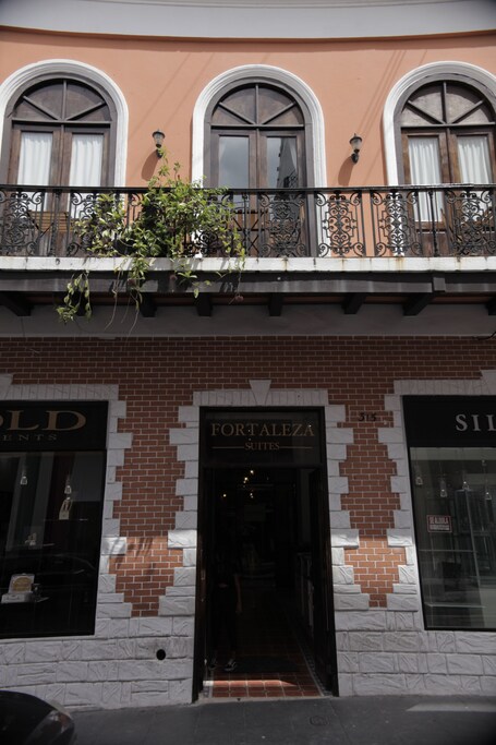 Fortaleza Suites - Image 9