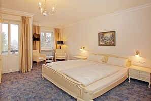 标准双人房, 阳台 | 客房内保险箱、办公桌、隔音、免费婴儿床