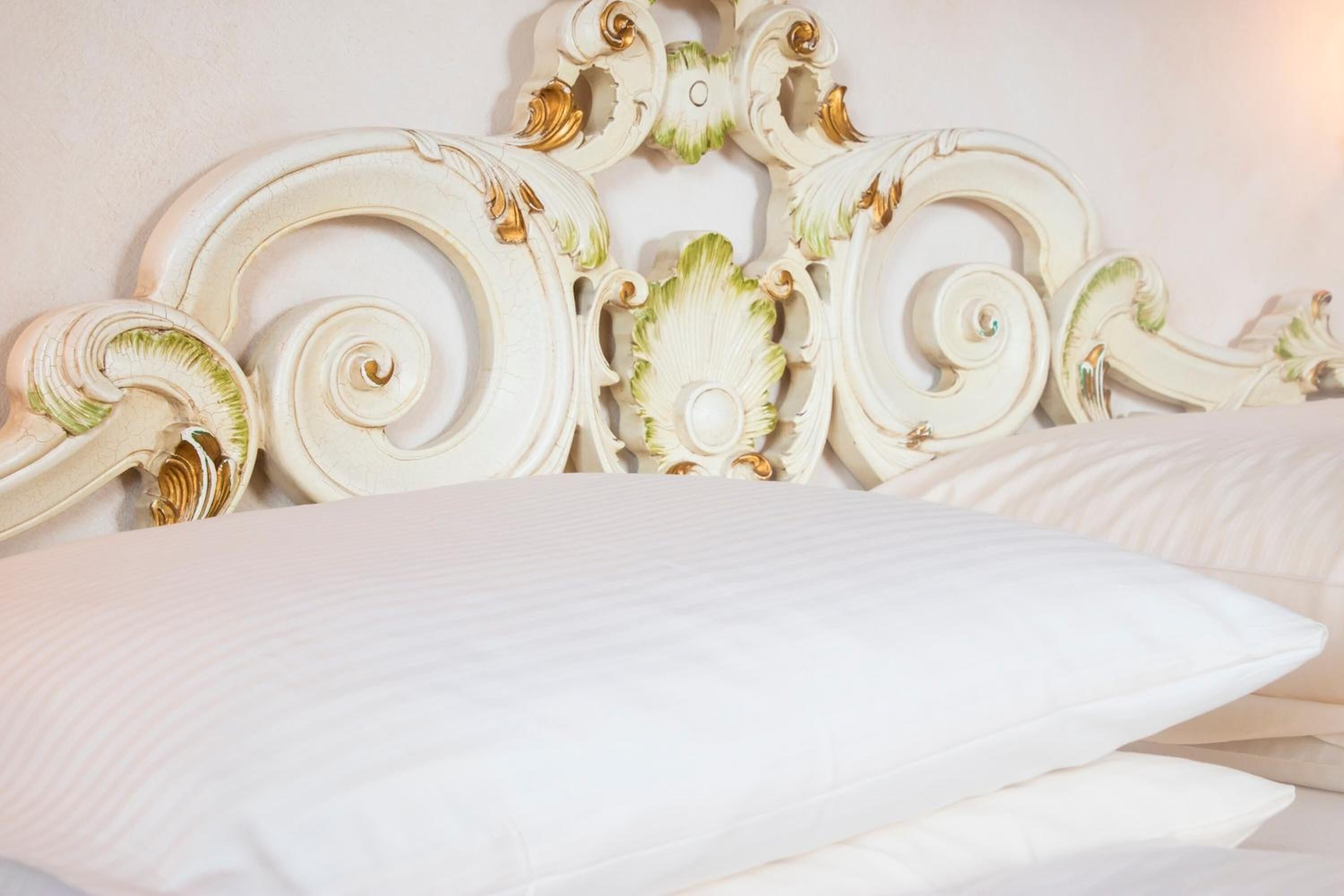 in-room safe, desk, soundproofing, free cots/infant beds