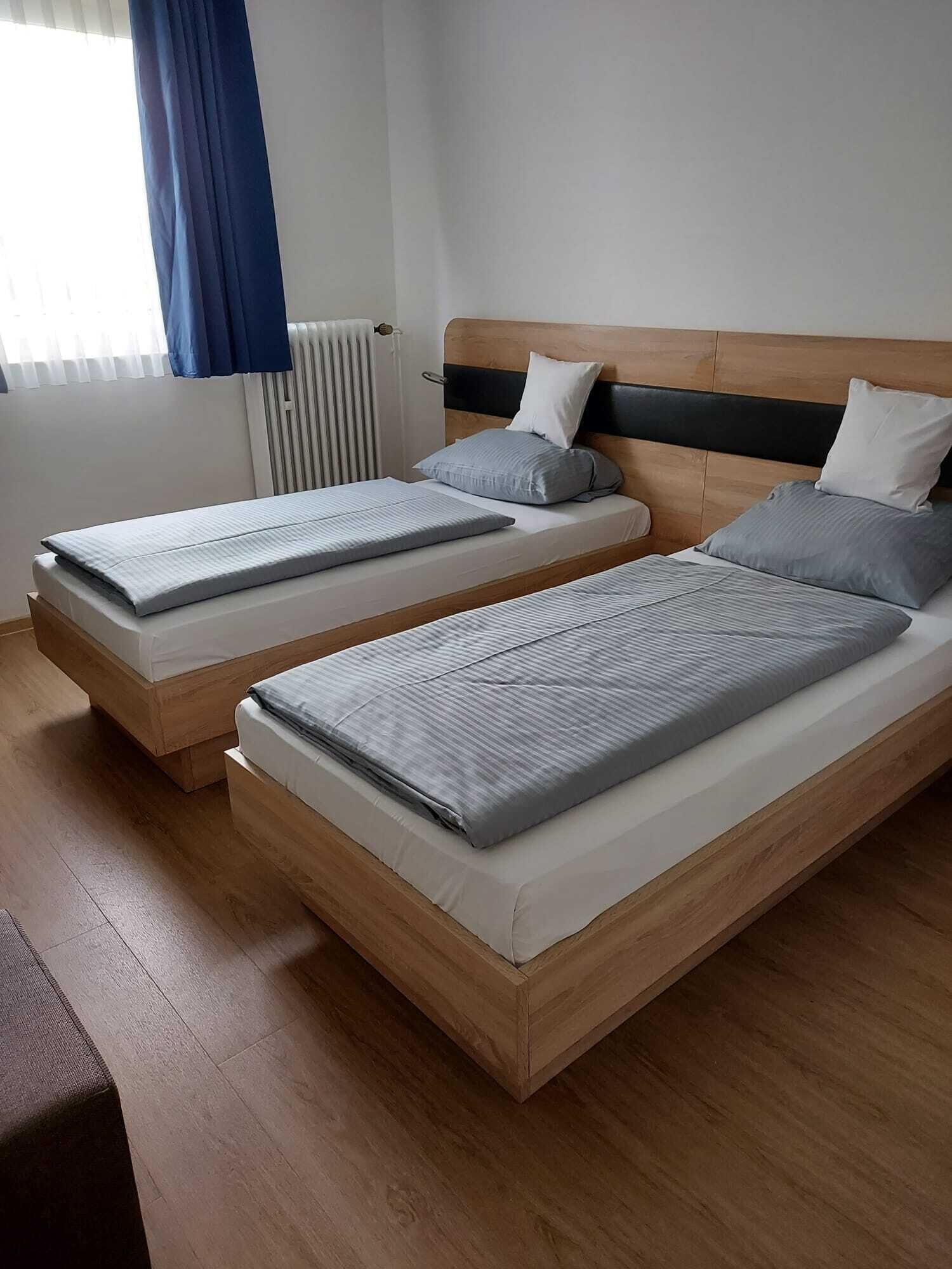 twin room | hypo-allergenic bedding, in-room safe, desk, laptop workspace