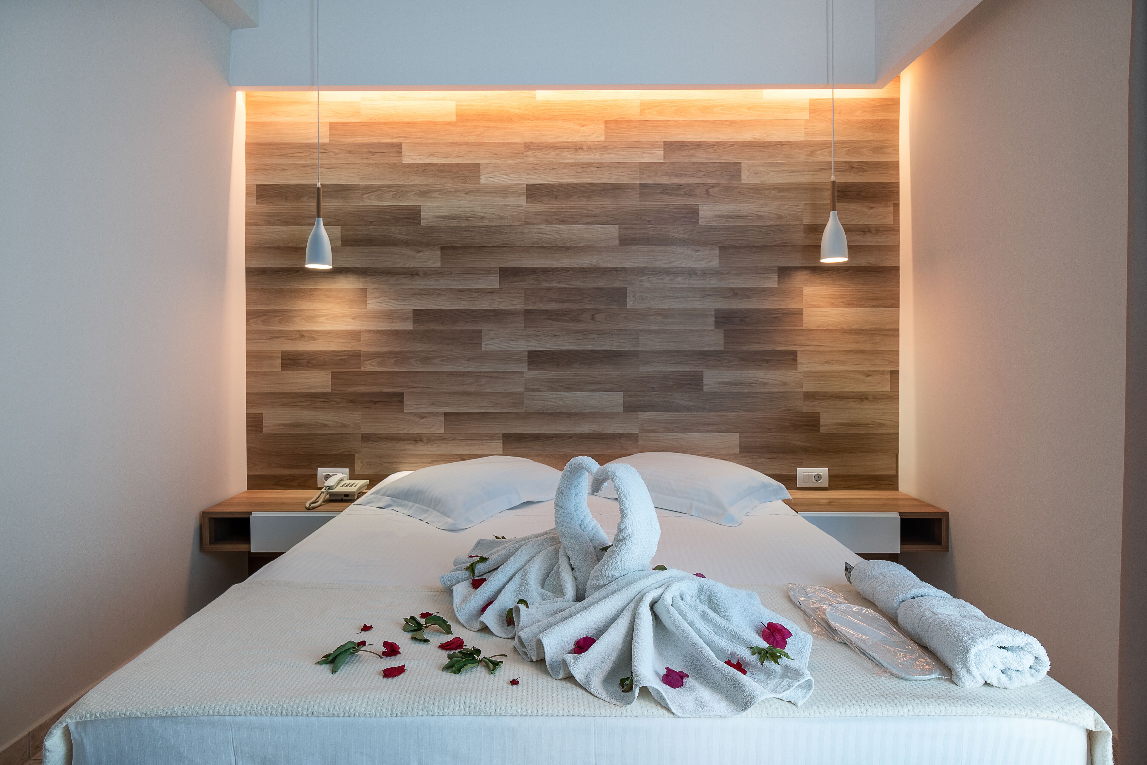 triple room | egyptian cotton sheets, premium bedding, desk, blackout curtains