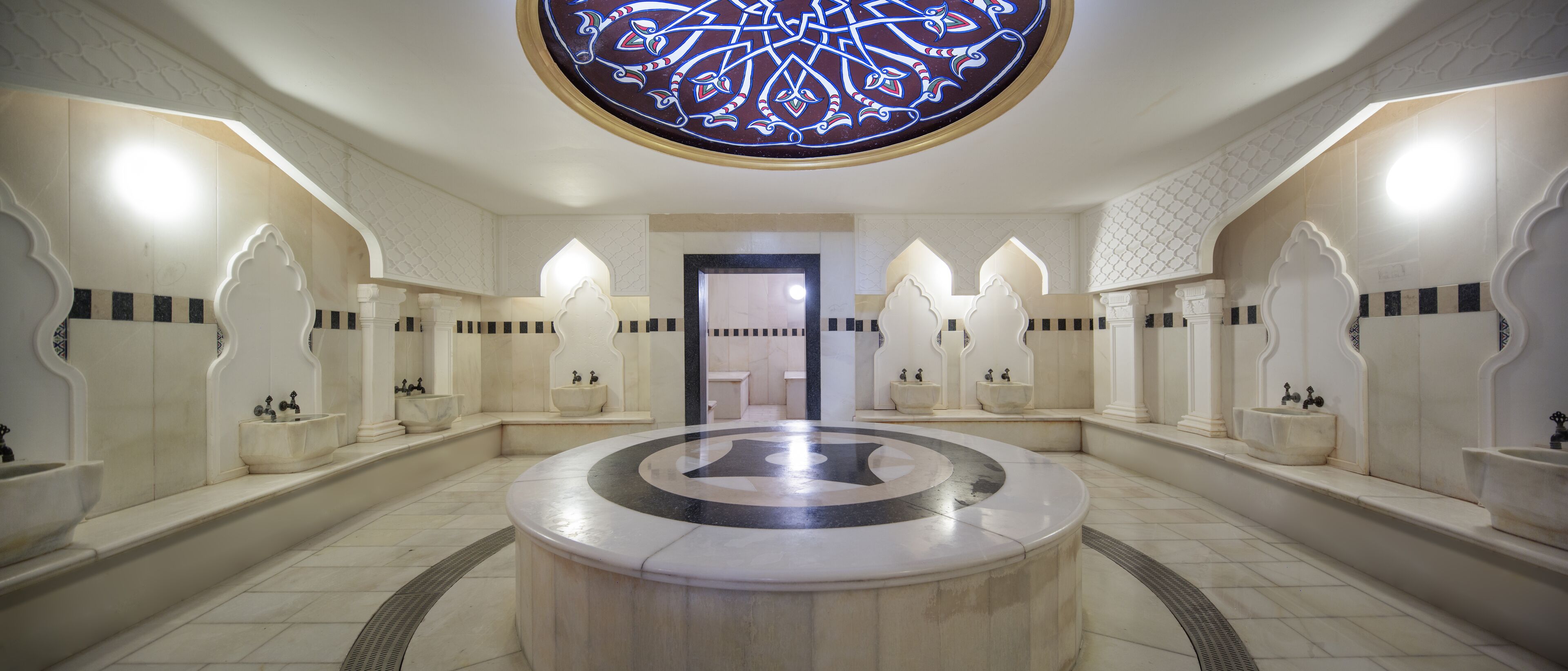 Sauna, tina de hidromasaje y baño turco o hammam 