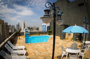 Outdoor pool, pool loungers